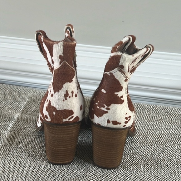 Chinese Laundry Brown and Cream Ankle Boots - Picture 11 of 12